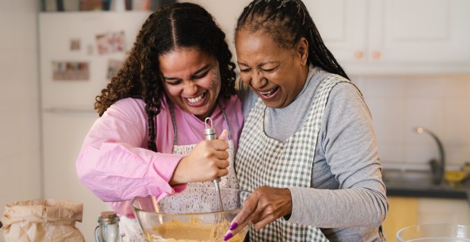 Het lekkere Surinaamse koekje met sprinkles dat jeugdherinneringen oproept