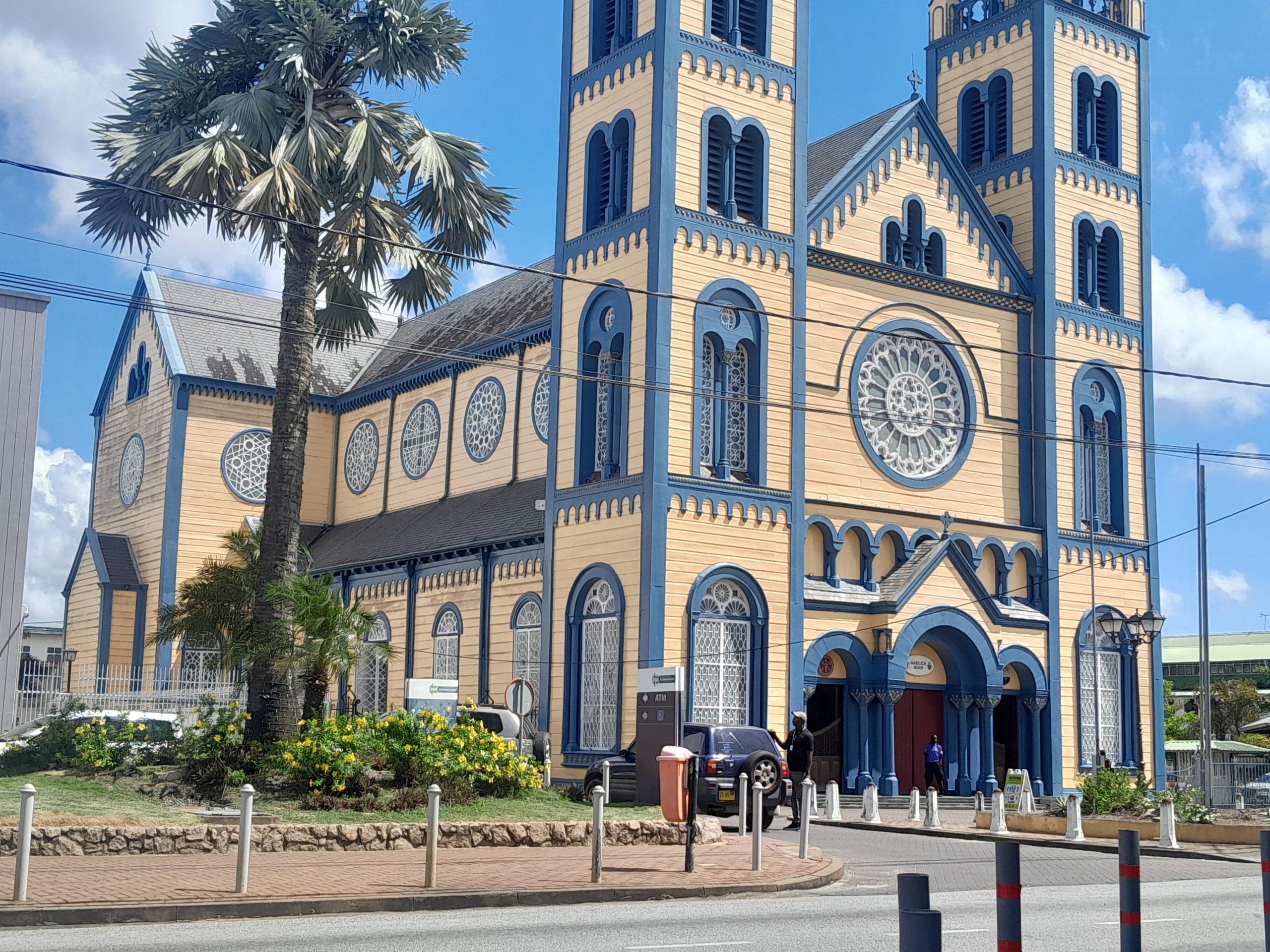 suriname paramaribo kathedraal kerk