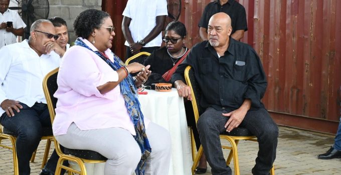 Premier Mottley: “Desi Bouterse laat onuitwisbare indruk achter in de regio”