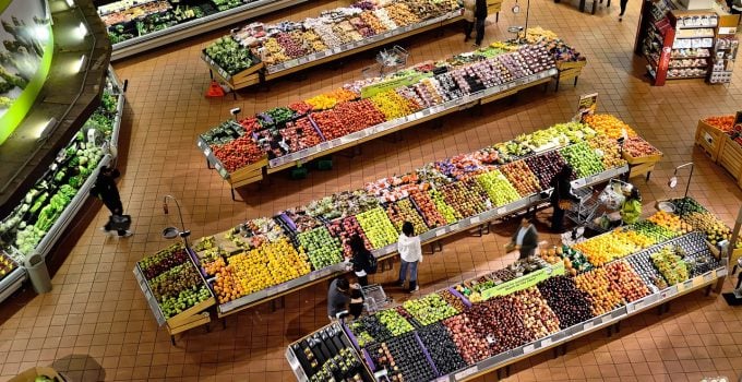 Consumenten in Suriname kiezen rust en comfort boven drukte in supermarkt, zelfs bij lage prijzen