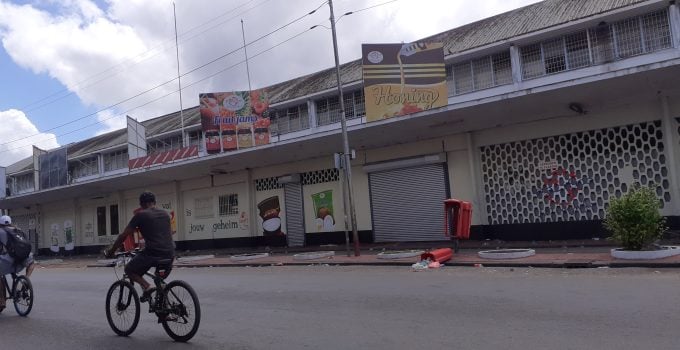 centrale markt paramaribo suriname