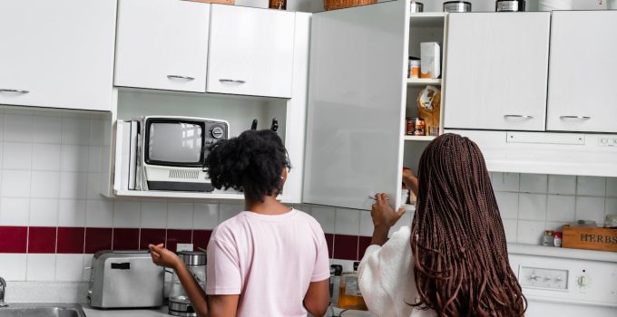 Nederlanders halen de ziel uit Surinaamse pom met aardappel in plaats van tayer